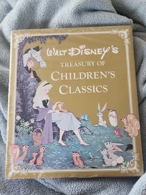 Disney Children's Classics Treasury - Gold and Pastel Illustrated Cover